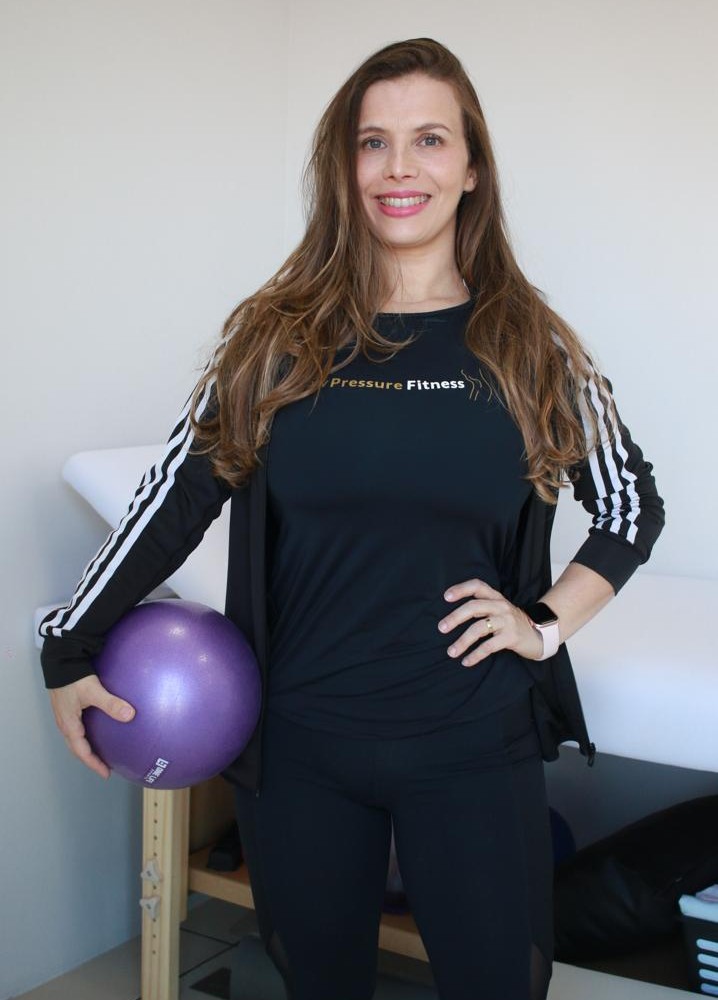 Camila Vencato, especialista em recuperação abdominal pós-parto e hipopressivo em Botucatu